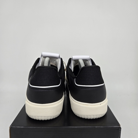 New adidas Tyshawn Low 'Core Black Cloud White' JQ1137 Men's Shoes Size 12 - Picture 6 of 8